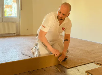 Professionell Laminat entfernen bei einer Haushaltsauflösung
